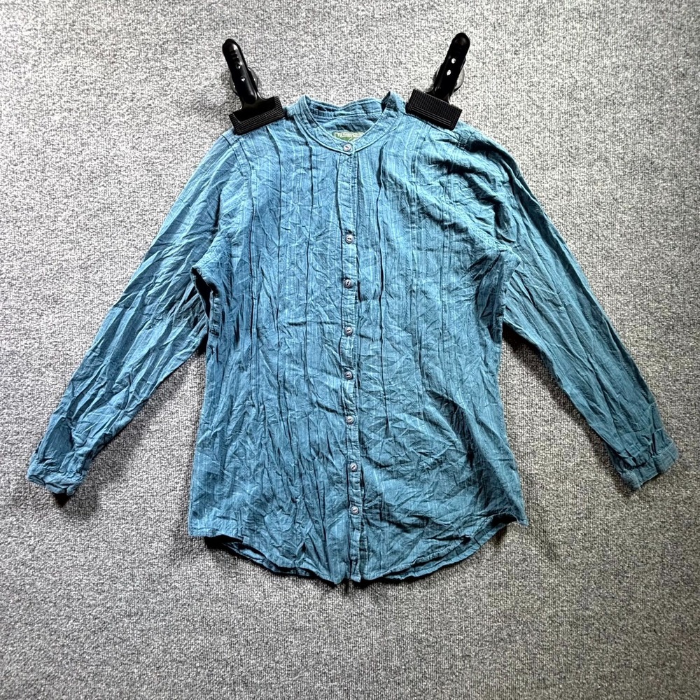 Woolrich Woolen Mills Shirt Womens Large Blue Cotton Pintuck Preppy Button Front